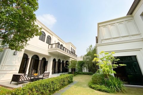 Chalet de 6 dormitorios en Suan Luang, Bangkok, Tailandia № 134019 - foto 13