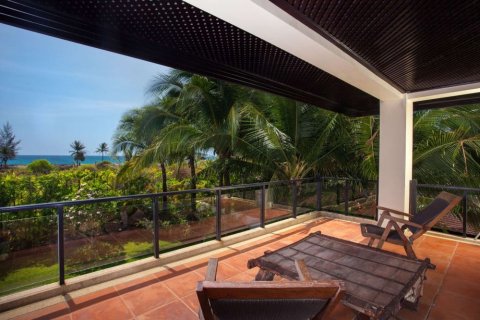 Chalet de 6 dormitorios en Layan Beach, Tailandia № 134022 - foto 18
