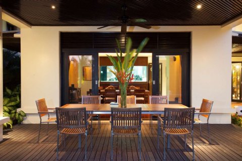 Chalet de 6 dormitorios en Layan Beach, Tailandia № 134022 - foto 17