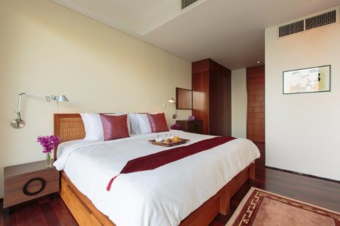 Chalet de 4 dormitorios en Kamala, Tailandia № 134023 - foto 25