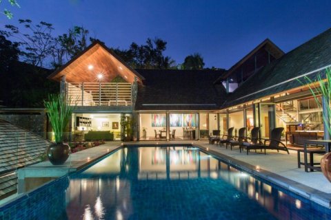 วิลล่าในหาดกมลา, ประเทศไทย 4 ห้องนอน № 134023