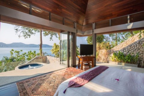 Chalet de 4 dormitorios en Kamala, Tailandia № 134023 - foto 20