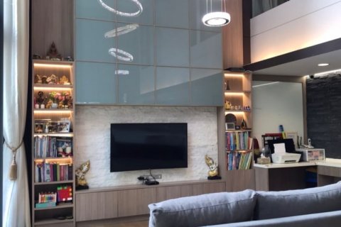 Condo à Watthana, Bangkok, Thaïlande, 3 chambres  № 134021