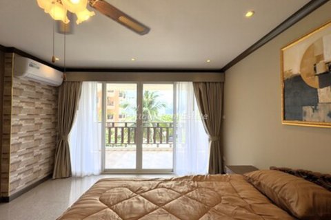 Condominio de 2 dormitorios en Bang Lamung, Tailandia № 155747 - foto 14