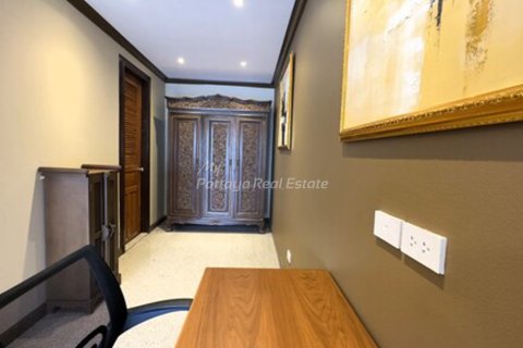 Condominio de 2 dormitorios en Bang Lamung, Tailandia № 155747 - foto 16