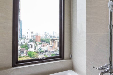 Condominio de 2 dormitorios en Bangkok, Tailandia № 180605 - foto 20