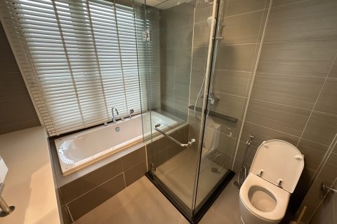 Condo à Khlong Toei, Bangkok, Thaïlande, 3 chambres  № 161709 - photo 10