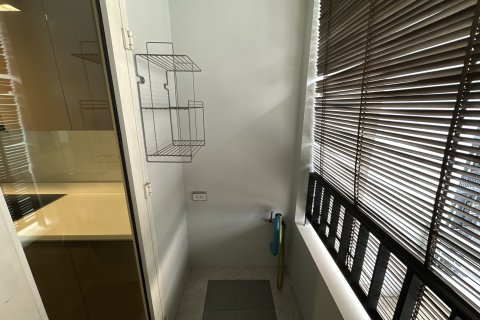 Condo à Khlong Toei, Bangkok, Thaïlande, 3 chambres  № 161709 - photo 15