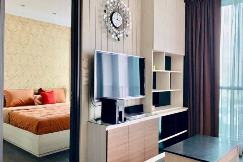 Condominio de 1 dormitorio en Bangkok, Tailandia № 66765 - foto 6