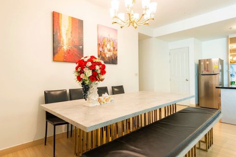 Condo in Bangkok, Thailand, 2 bedrooms  № 66763 - photo 3