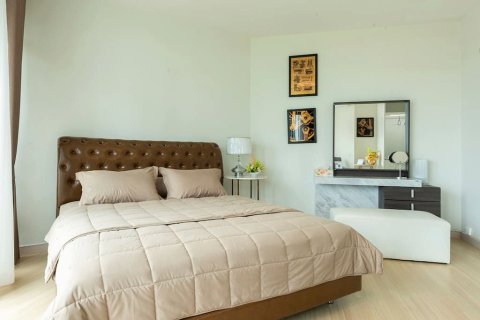 Condo in Bangkok, Thailand, 2 bedrooms  № 66763 - photo 5
