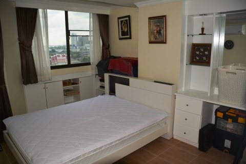 Condominio de 3 dormitorios en Bangkok, Tailandia № 66764 - foto 13