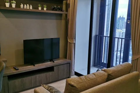 Studio dans le Condo à Watthana, Bangkok, Thaïlande  № 167497