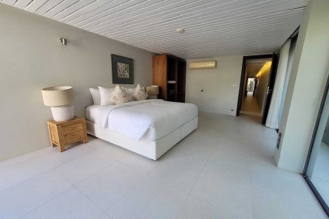 Chalet de 6 dormitorios en Ko Samui, Tailandia № 141043 - foto 24