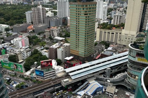 Condo in Bangkok, Thailand, 3 bedrooms № 162735 - photo 28