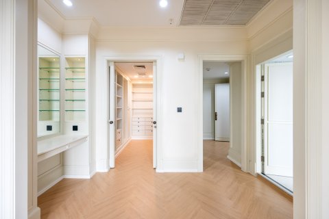 Condominio de 2 dormitorios en Sathon, Bangkok, Tailandia № 162736 - foto 17