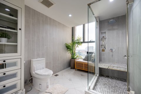 Condominio de 2 dormitorios en Sathon, Bangkok, Tailandia № 162736 - foto 23