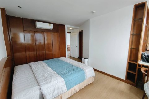 Condominio de 3 dormitorios en Bangkok, Tailandia № 162739 - foto 4