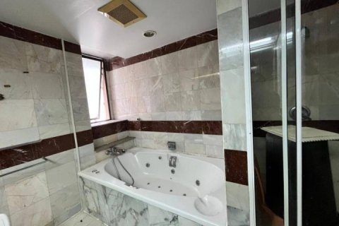 Condominio de 3 dormitorios en Bangkok, Tailandia № 162739 - foto 6