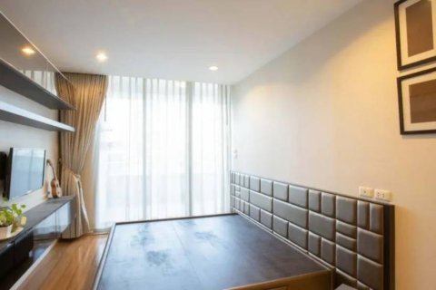 Condo in Bangkok, Thailand, 2 bedrooms № 158828 - photo 9