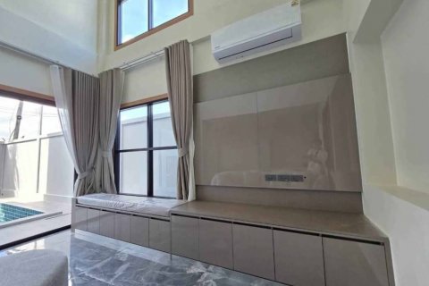 Chalet de 3 dormitorios en Phuket, Tailandia № 134609 - foto 3