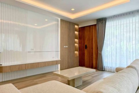 Chalet de 3 dormitorios en Phuket, Tailandia № 134607 - foto 5