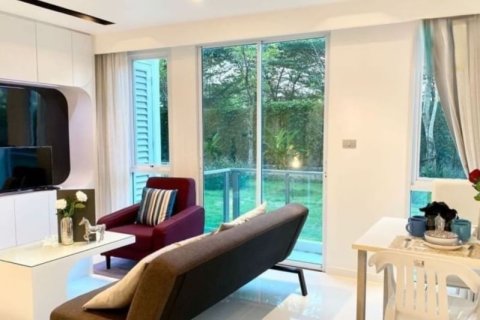 Condominio de 2 dormitorios en Pattaya, Tailandia № 157671 - foto 2