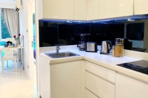 Condominio de 2 dormitorios en Pattaya, Tailandia № 157671 - foto 5