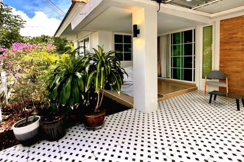 Casa de 2 dormitorios en Pattaya, Tailandia № 167206 - foto 3