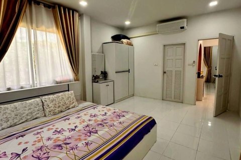 Casa de 2 dormitorios en Pattaya, Tailandia № 167206 - foto 14