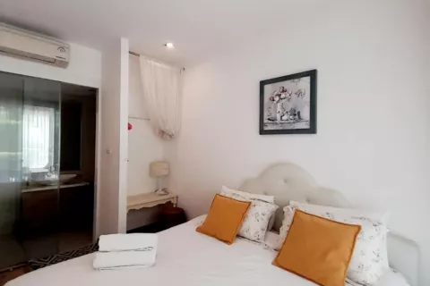 Condominio de 2 dormitorios en Hua Hin, Tailandia № 137377 - foto 6