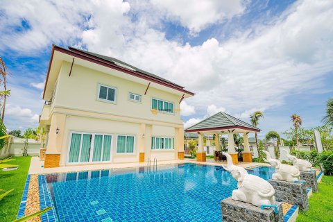Estudio en Pattaya, Tailandia № 26450