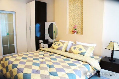 Condominio de 2 dormitorios en Pattaya, Tailandia № 205458 - foto 5
