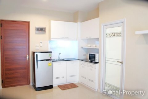 Condominio de 2 dormitorios en Pattaya, Tailandia № 205458 - foto 4