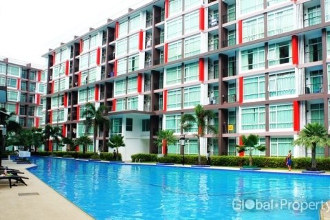 Condominio de 2 dormitorios en Pattaya, Tailandia № 205458 - foto 2