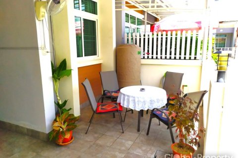 Casa de 2 dormitorios en Pattaya, Tailandia № 205459 - foto 4