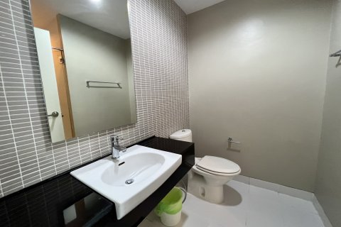 Condominio de 2 dormitorios en Hua Hin, Tailandia № 168415 - foto 13