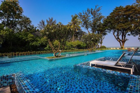 Condominio de 2 dormitorios en Hua Hin, Tailandia № 168415 - foto 3