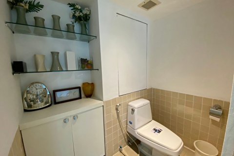 Condominio de 2 dormitorios en Hua Hin, Tailandia № 168417 - foto 15