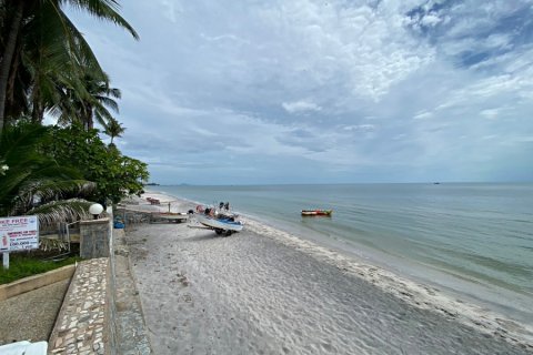 Condominio de 2 dormitorios en Hua Hin, Tailandia № 168417 - foto 20