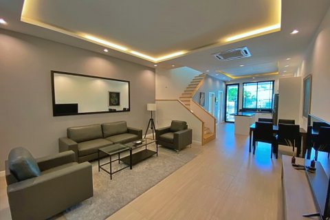 Chalet de 2 dormitorios en Hua Hin, Tailandia № 168418 - foto 10