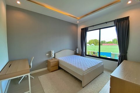 Chalet de 2 dormitorios en Hua Hin, Tailandia № 168418 - foto 15