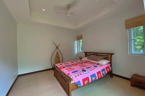 Chalet de 3 dormitorios en Hua Hin, Tailandia № 168419 - foto 23