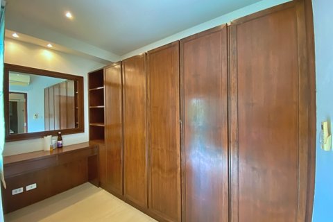 Chalet de 3 dormitorios en Hua Hin, Tailandia № 168419 - foto 26