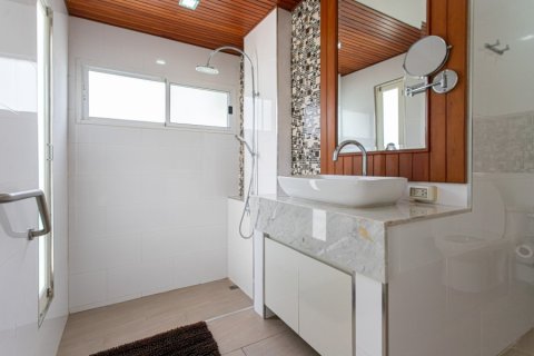 Condominio de 3 dormitorios en Hua Hin, Tailandia № 168414 - foto 19