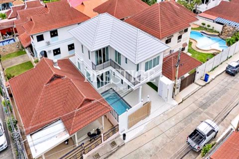 บ้านในพัทยา, ประเทศไทย 4 ห้องนอน № 197830 - รูปถ่าย 14