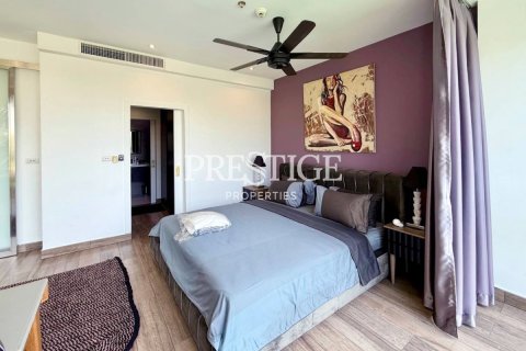 Condo à Pattaya, Thaïlande, 4 chambres № 197832 - photo 11