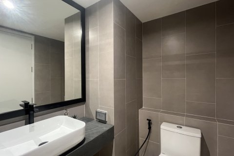 Condo in Watthana, Bangkok, Thailand, 3 bedrooms № 201169 - photo 11