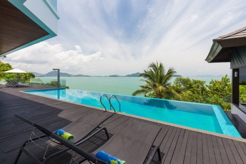 Casa de 6 dormitorios en Wichit, Tailandia № 181076 - foto 8
