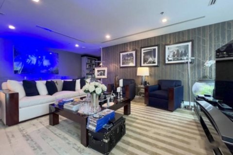 Ático de 3 dormitorios en Bangkok, Tailandia № 181073 - foto 5